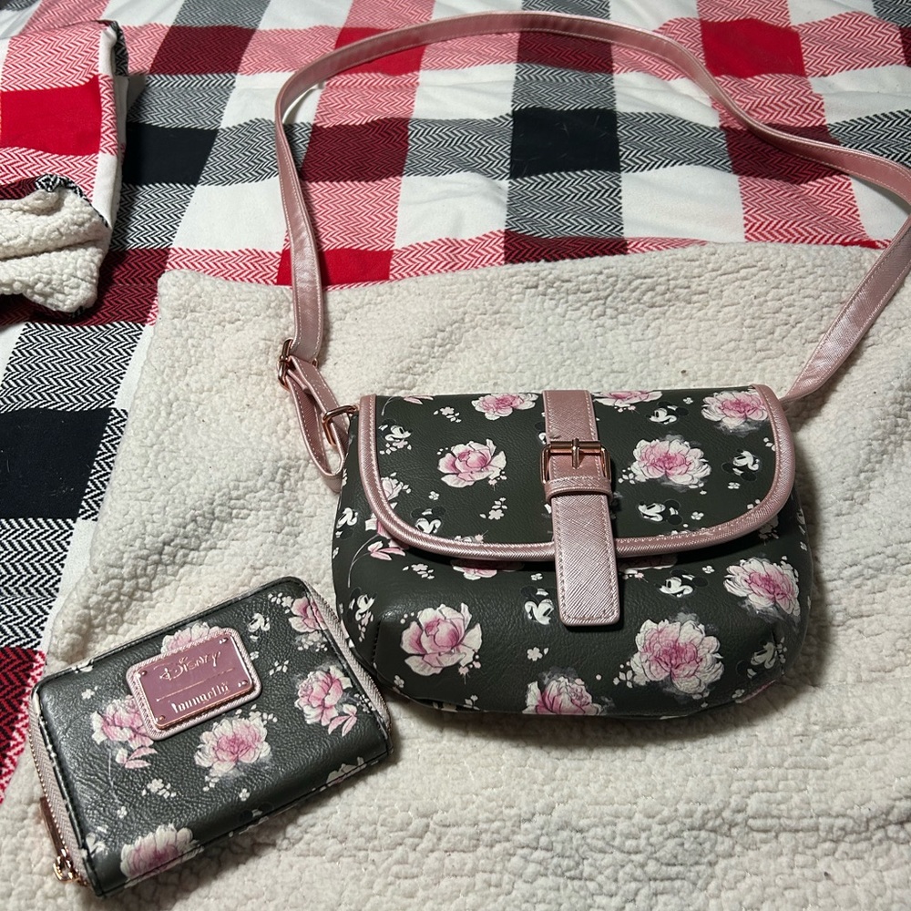 Original Mickey Mouse Loungefly crossbody with wallet